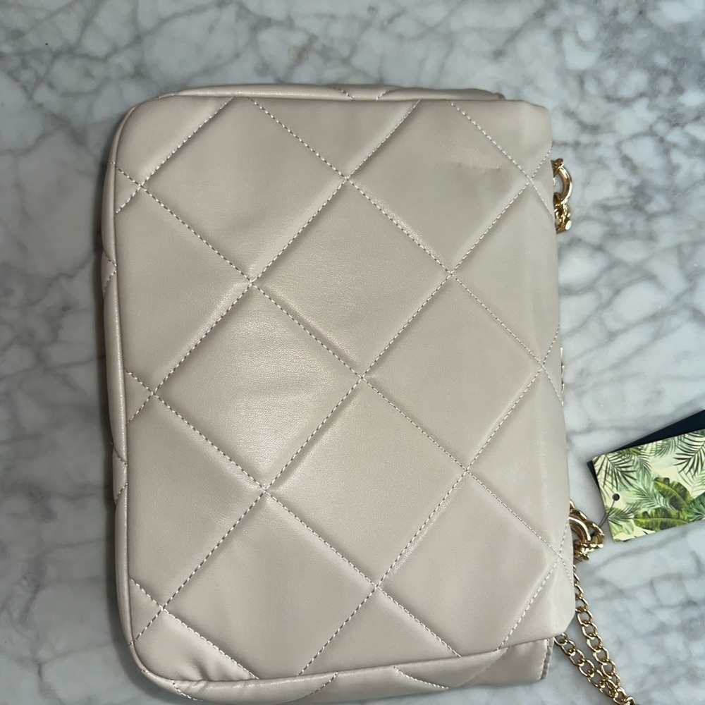 BADGLEY MISCHKA Quilted Chain Satchel Crossbody Vegan Leather 9x12x3.5 NWT $125 - Picture 7 of 10